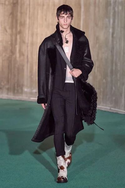 Look 21